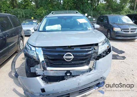 2022 Nissan Pathfinder Sl 4Wd z USA, uszkodzony, nr VIN 5N1DR3CE9NC247471